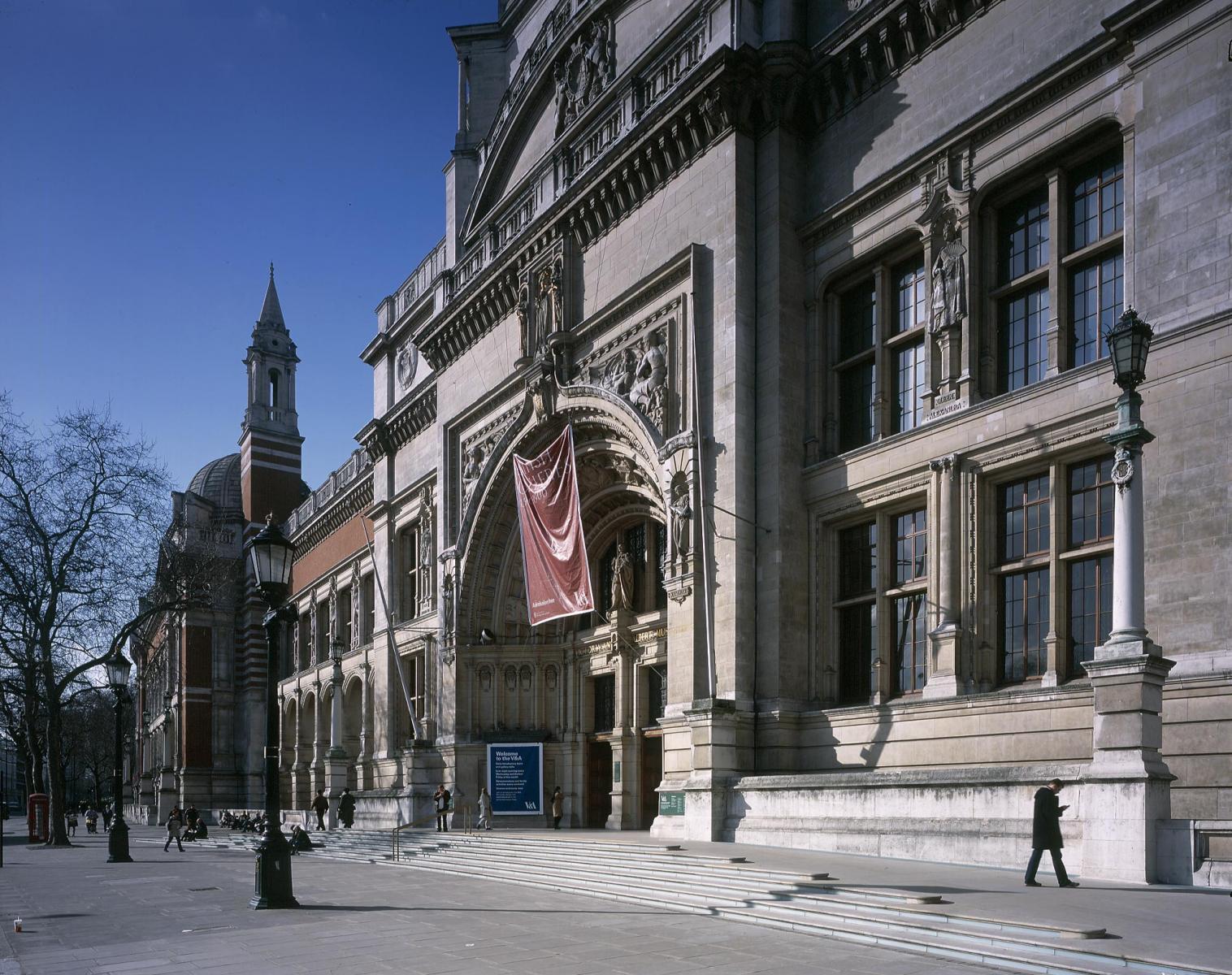 A grand entrance on Cromwell Road · V&A