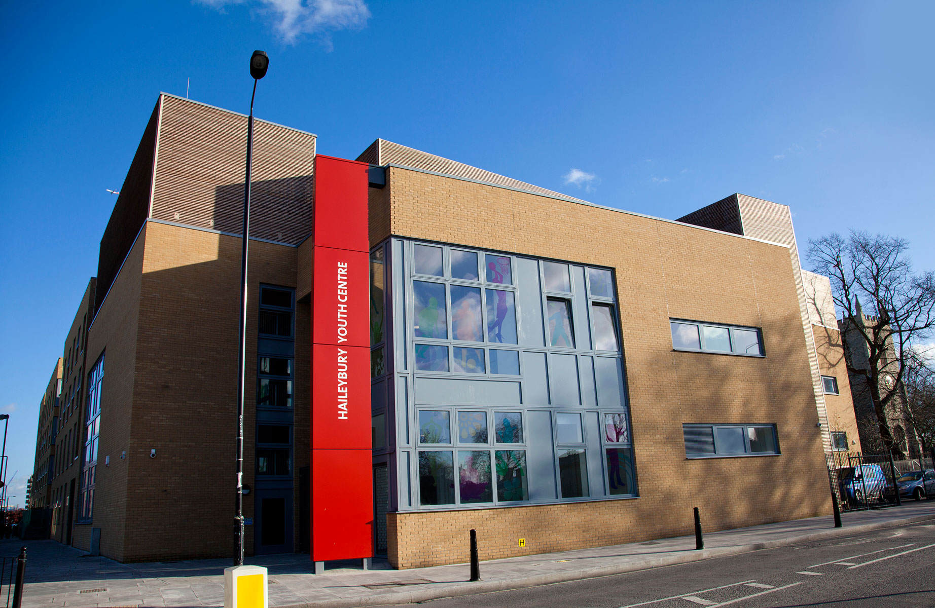Haileybury Youth Centre Stepney, London,  Main entrance, Pringle Richards Sharratt Architects