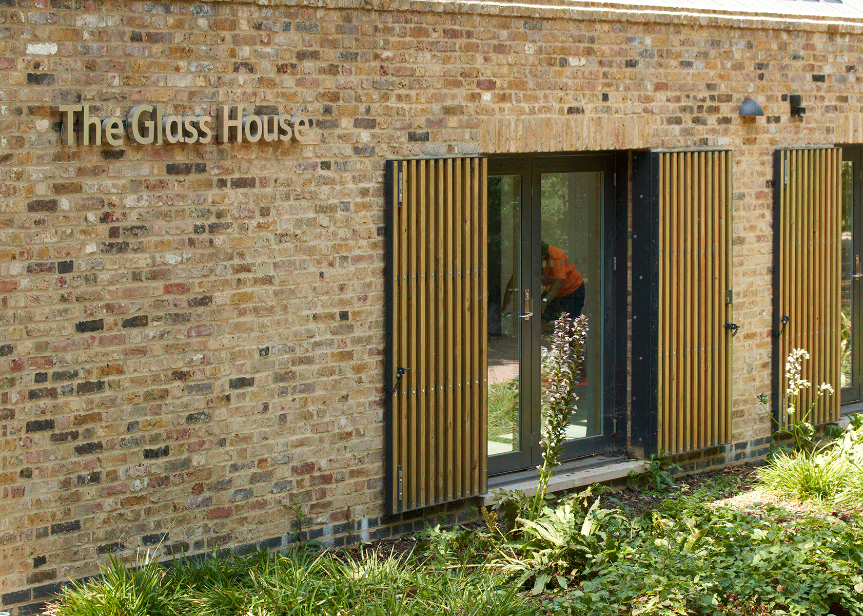 Springfield Park 006 External view of the Glass House, Hackney London, Pringle Richards Sharratt Architects