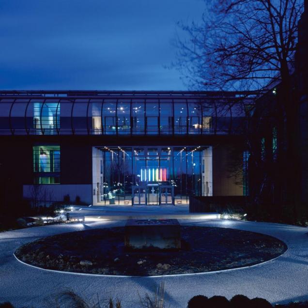 Gallery Oldham - Exterior view across park at night